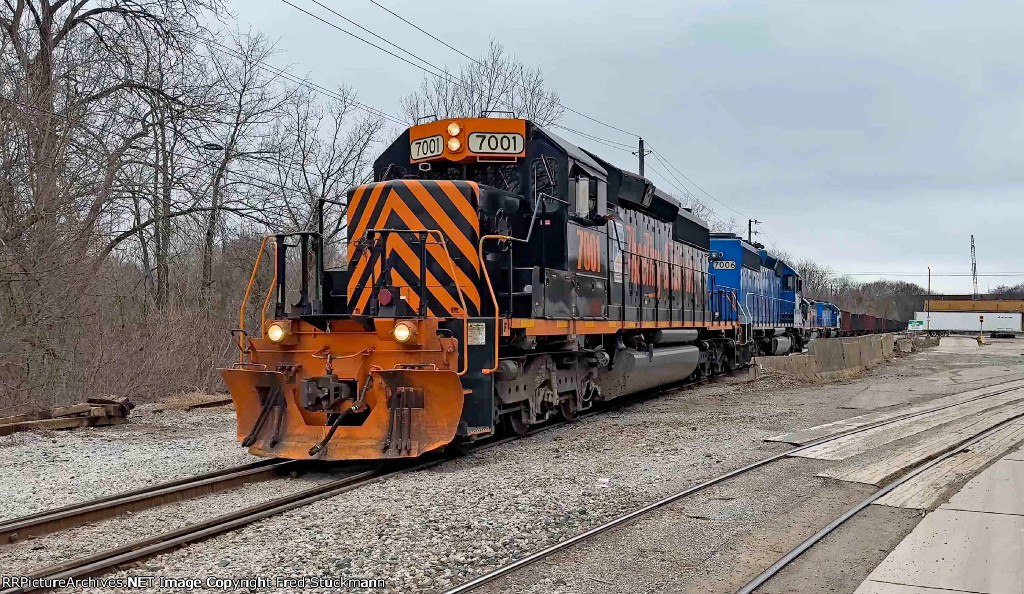 WE 7001 is off to Medina to assist a distressed train.
